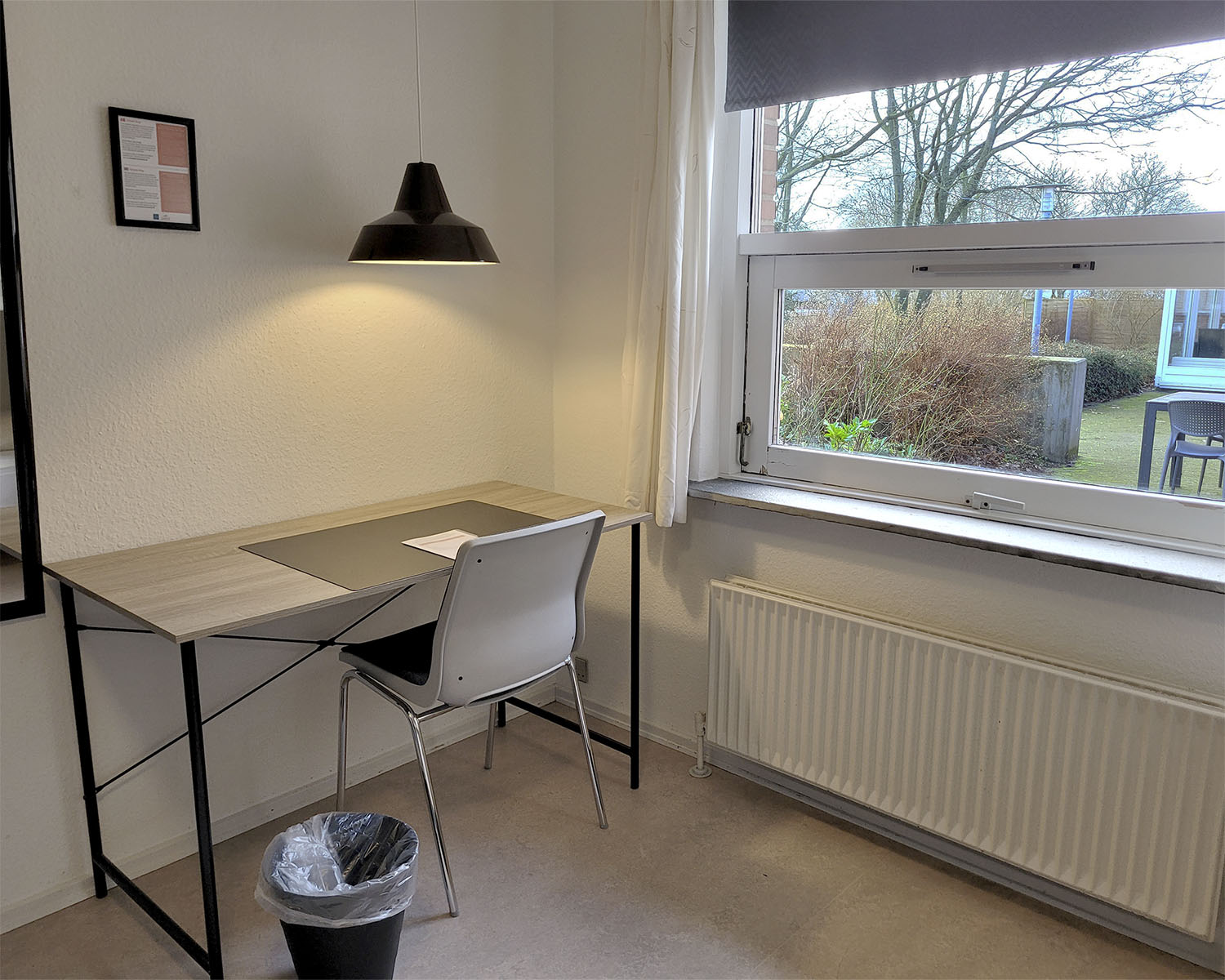 4 personers værelse med dobbelt køjeseng og eget bad og toilet