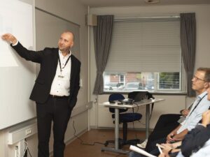 Kursuslokale 2 - Foredrag med Redmark