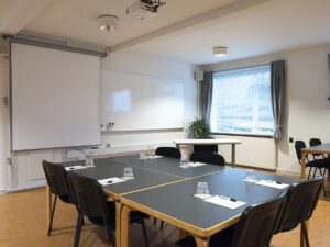 Kursuslokale 2 borde